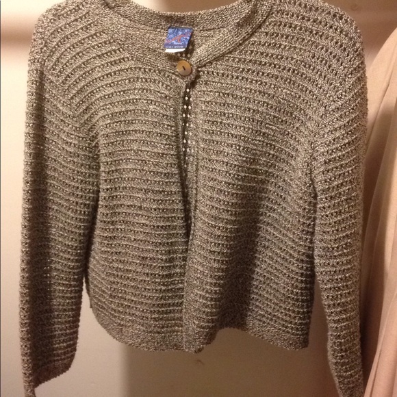 Sweater - Picture 1 of 1